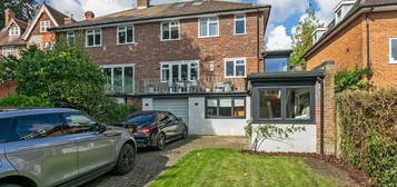 5 bed semi-detached house to rent