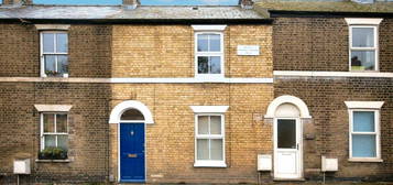 2 bedroom terraced house