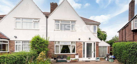 3 bed semi-detached house for sale