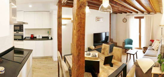 Chalet adosado en venta en calle ciudad, 7