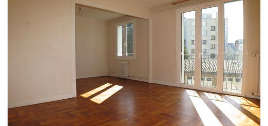 Vente appartement T4 mairie /fac de droit