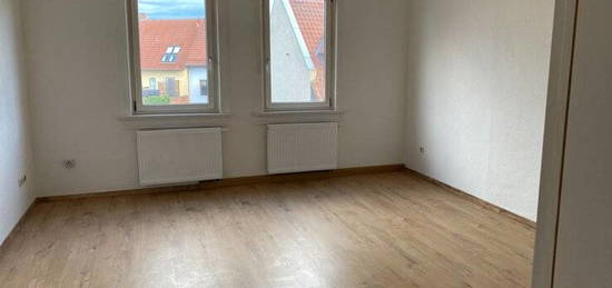 2-Raum-Dachgeschoss-Wohnung, hoch hinaus...