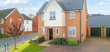 4 bed detached house for sale