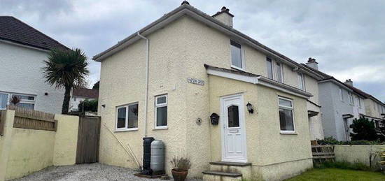 3 bed semi-detached house to rent