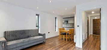 2 bed flat to rent