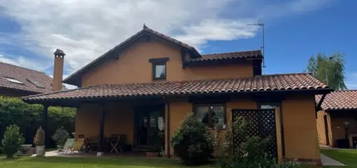 Chalet en Robledo de Tor&#xED;o