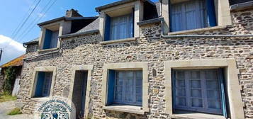 PORTBAIL SUR MER Agréable maison, au bord du Havre. Ag du Donjon