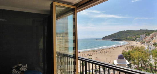 Apartamento de alquiler en Dr Bellido, Playa de la Concha