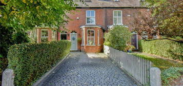 4 bedroom terraced house for sale