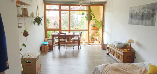 schnuckelige 1-Zimmer-Wohnung mit Balkon und Einbauküche in Nürnberg, St. Johannis