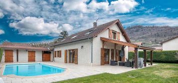 Villa 5 pièces 149 m²