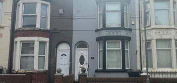 2 bed terraced house for sale