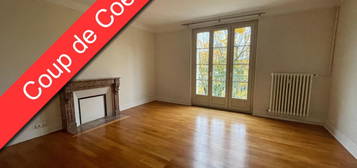 Location appartement 3 pièces 114 m²