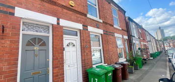 2 bedroom terraced house