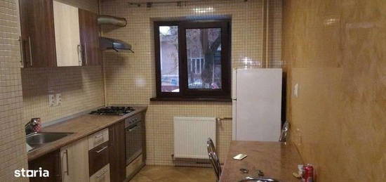 APARTAMENT- 4 CAMERE-LIBERTY MALL-NASAUD-BLOC REABILITAT