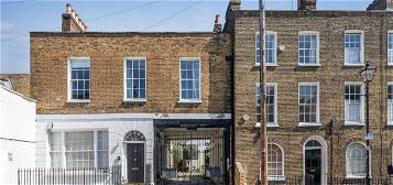 Studio for sale in Charlton Place, Angel, London N1