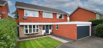 4 bed detached house for sale