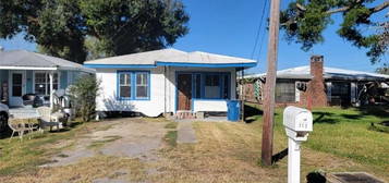 712 Saint Ann St, Saint Martinville, LA 70582