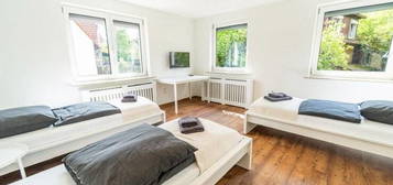 5-Zimmerwohnung mit TV, Internet, Küche, Dusche/Wc, Waschmaschine, Trockner und Stellplatz