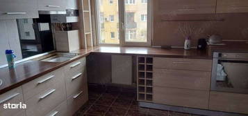 Apartament 3 camere decomadate , cu suprafata de 64.82 mp, zona Marast