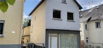 Wetzlar: Ein kleines Wohn- und Geschäftshaus in zentraler Lage wartet auf Sie