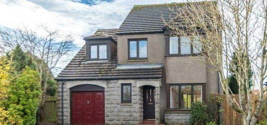 4 bedroom detached house