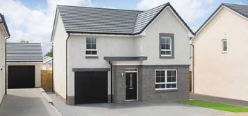 4 bed detached house for sale