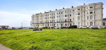 Flat to rent in Medina Terrace, Hove BN3