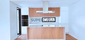 Apartamento T3 no Uptown 12 - Funchal, Madeira