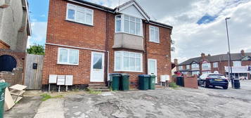 Maisonette to rent in Belgrave Road, Coventry CV2