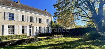 Vente maison 8 pièces 280 m²