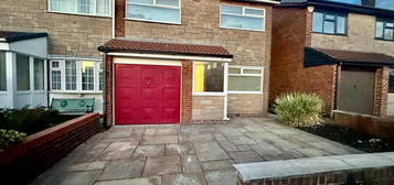 3 bedroom semi-detached house