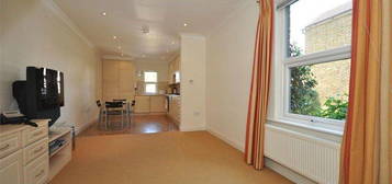 2 bed flat to rent