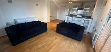 2 bed flat to rent