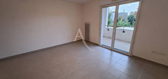 Appartement  à louer, 2 pièces, 1 chambre, 45 m²