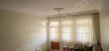 KARABÜK 100.YIL MAH. BAHÇEŞEHİR SİTESİNDE SATILIK 3+1 DAİRE.