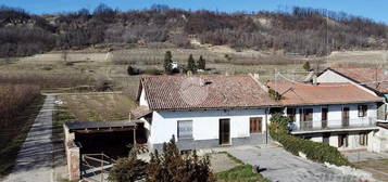 CASA SEMINDIPENDENTE A ALBA