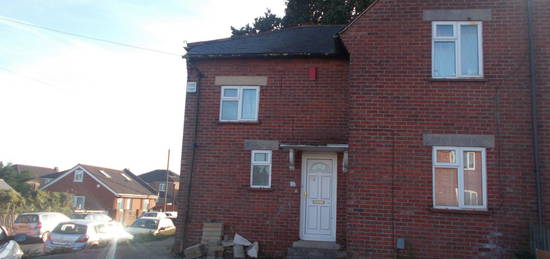 5 bed terraced house to rent