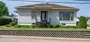 35 Rue Maisonneuve, Saint-Hilarion, Quebec