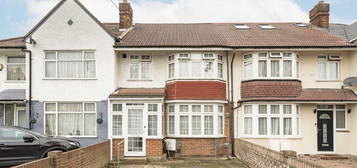 Terraced house for sale in Hall Road, Isleworth TW7