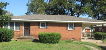 628 Hodges St, Forrest City, AR 72335