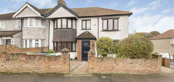 4 bed property for sale