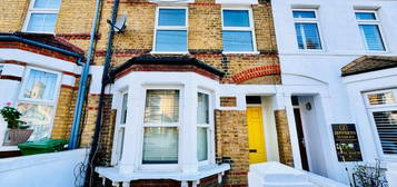 2 bedroom terraced house