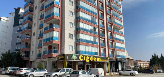 ERAY'DAN SAMSUN BULVARINDA NOKTA CAMİ YANI SATILIK 3+1 DAİRE