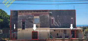 Villa mq 300 vista mare mq 8000 terreno