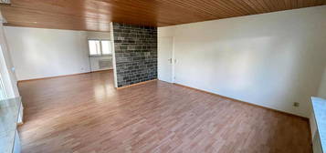 4 Zimmer Wohnung mit Balkon und Terrasse in Winnenden