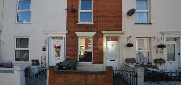 Terraced house to rent in Duncan Road, Great Yarmouth NR30