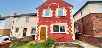 3 bed semi-detached house for sale