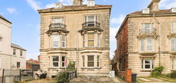 Flat to rent in Park Road, Gloucester GL1