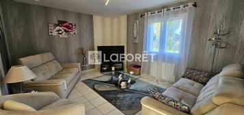 Maison  à vendre, 6 pièces, 4 chambres, 143 m²